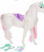 Poppen paard wit roze met 6 delige verzorgingsset